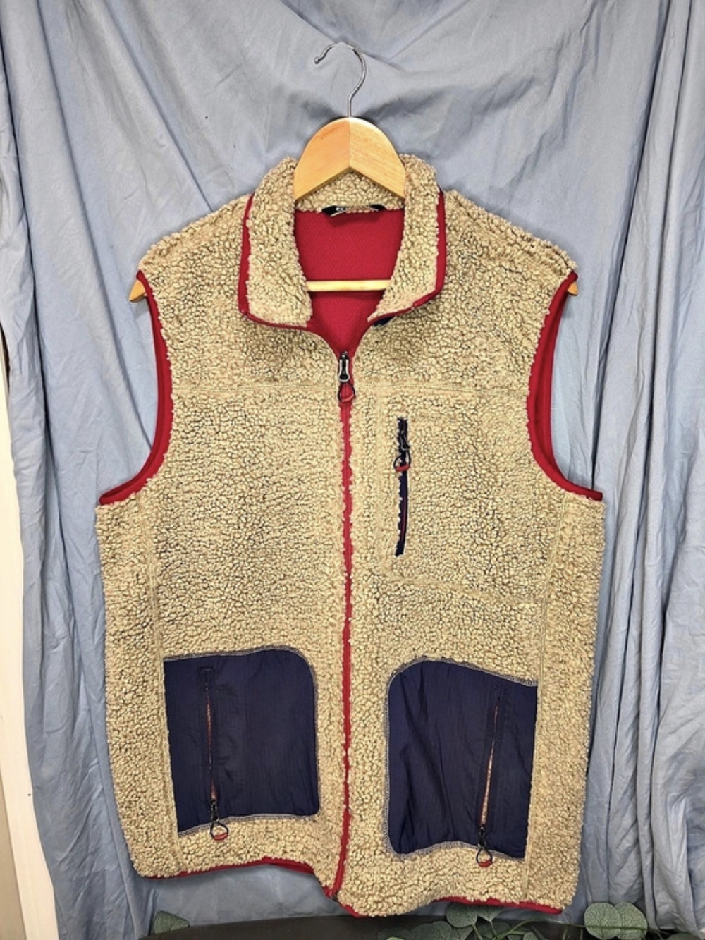 *BRAND NEW* Orvis Mad River Sherpa Vest Men's Brown & Red